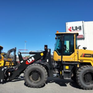 LG825T